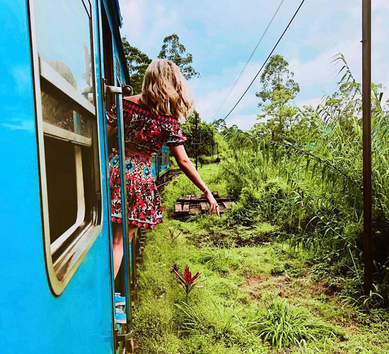Blue train Sri Lanka