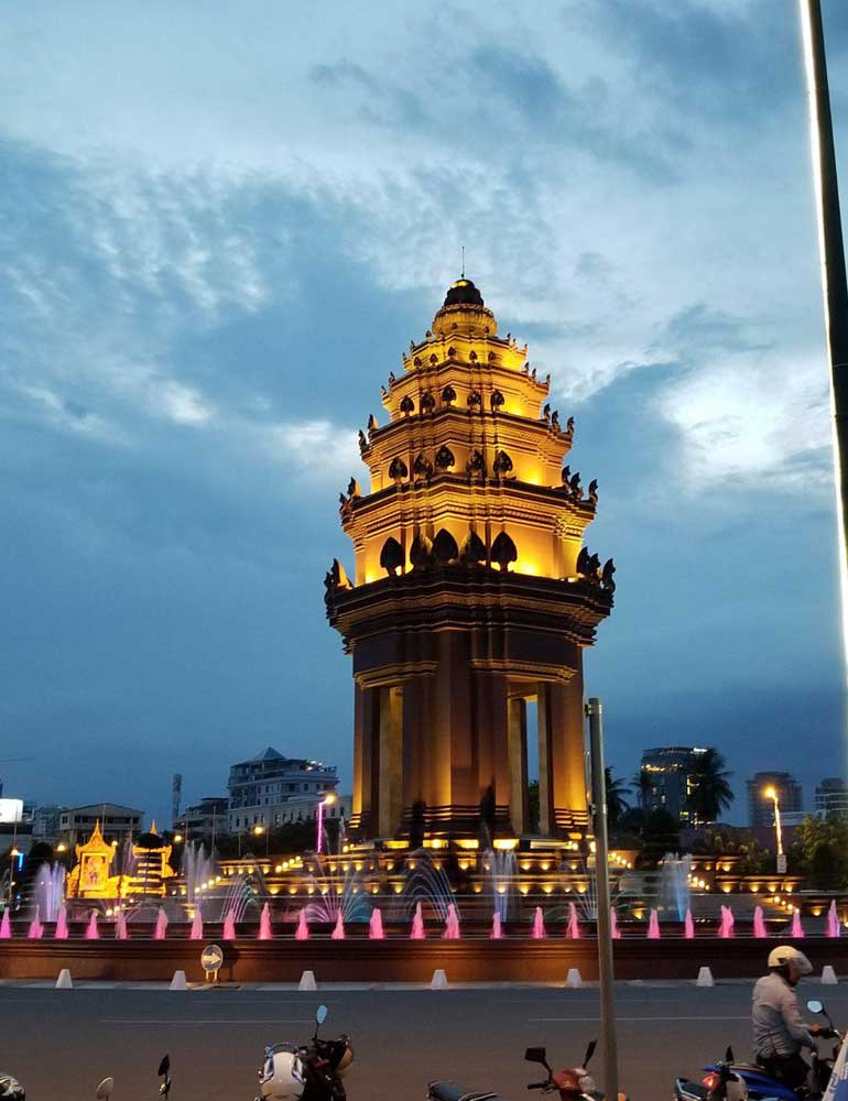 Monument in Phnom Penh
